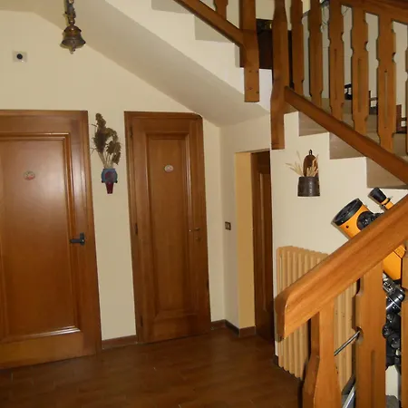 ファームステイ I Muri Monte Santa Maria Tiberina