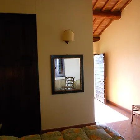 I Muri ファームステイ Monte Santa Maria Tiberina