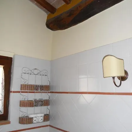 ファームステイ I Muri Monte Santa Maria Tiberina